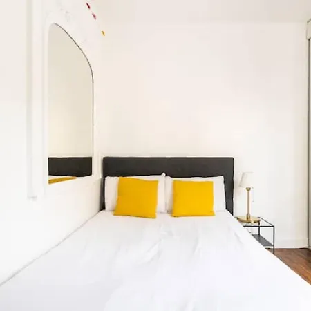 Cocoon In The Heart Of Batignolles | By Airnest Daire *