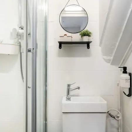 Cocoon In The Heart Of Batignolles | By Airnest